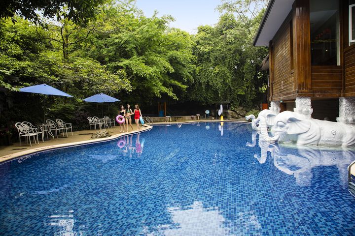 Pool Photo