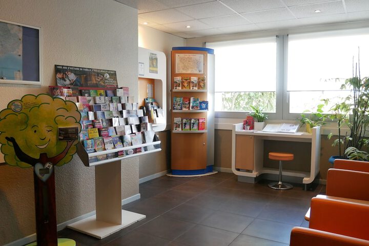 Hotel Lobby