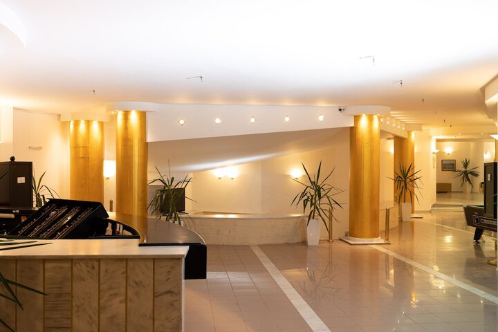 Lobby Photos