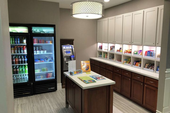Snack bar