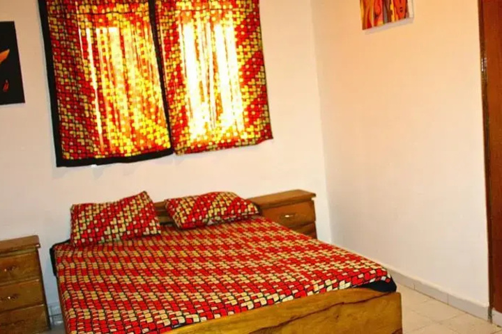 Room 3 of 12
