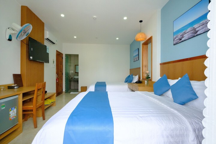 Room 13 of 47