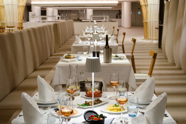 Dining 62 of 87