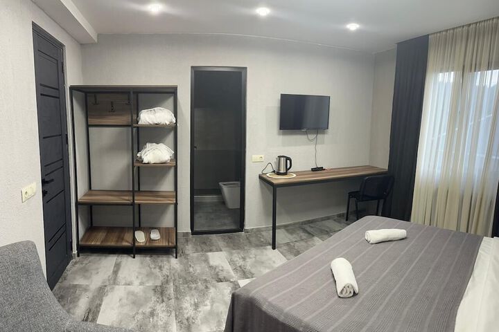 Room 7 of 55