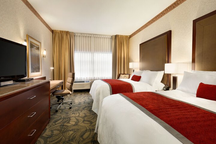 Room 8 of 44
