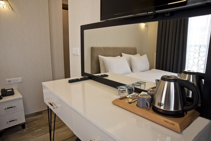 Room 3 of 29