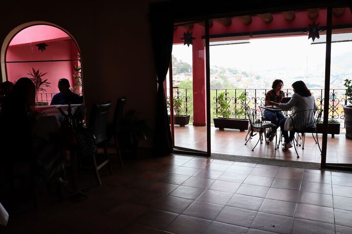 Dining 114 of 137