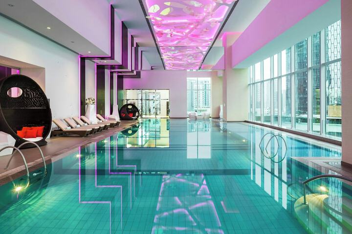 Pool 76 of 126