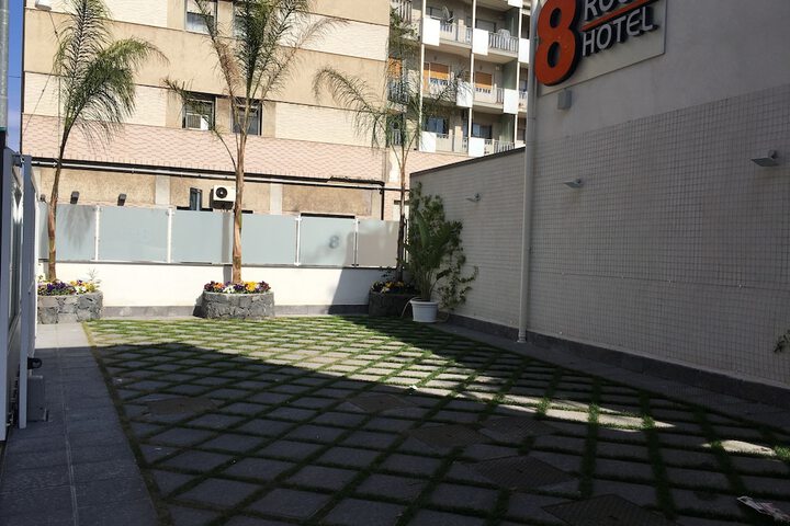 Hotel Exterior 38 of 44