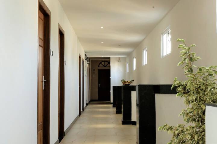 Hotel 2 of 33
