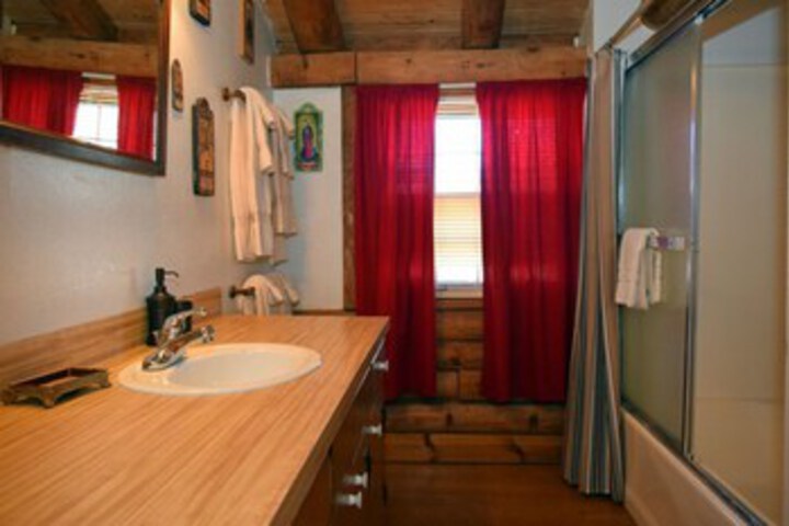 Room 3 of 36