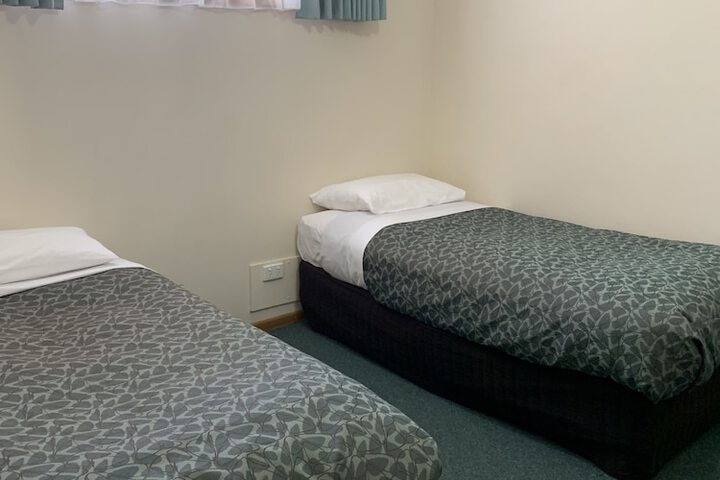 Room 5 of 29