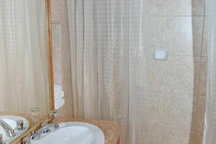 Room 53 of 175