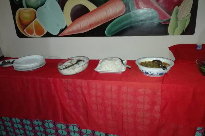 Dining 13 of 57