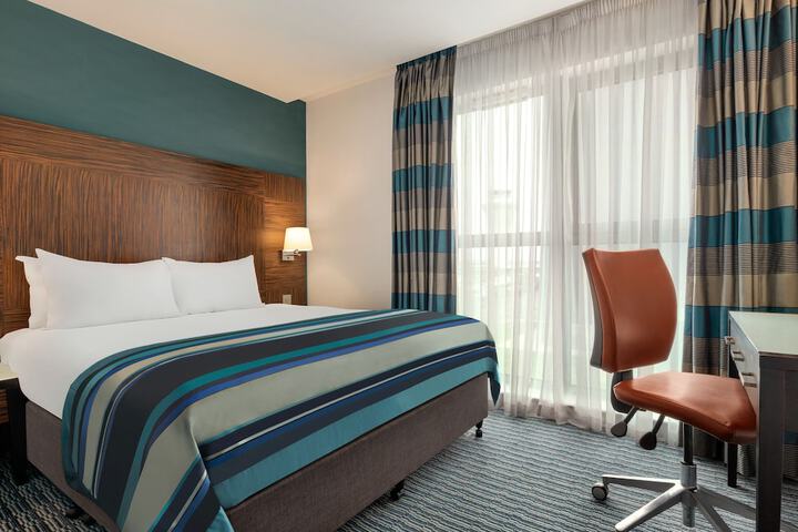 Room 10 of 73