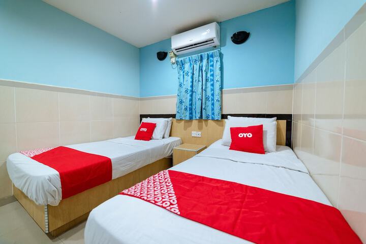 Room 9 of 26