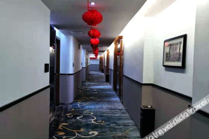Hotel Interior 3 of 17