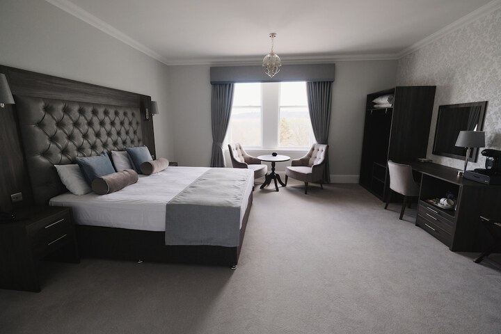 Room 36 of 54