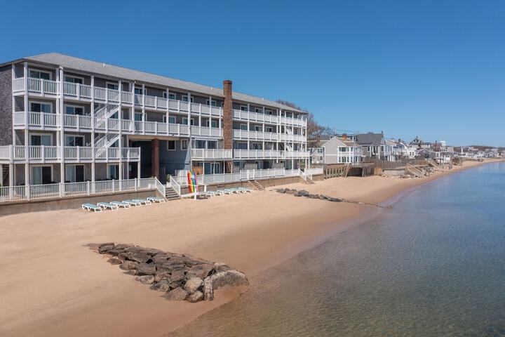 Hotel 33 of 35