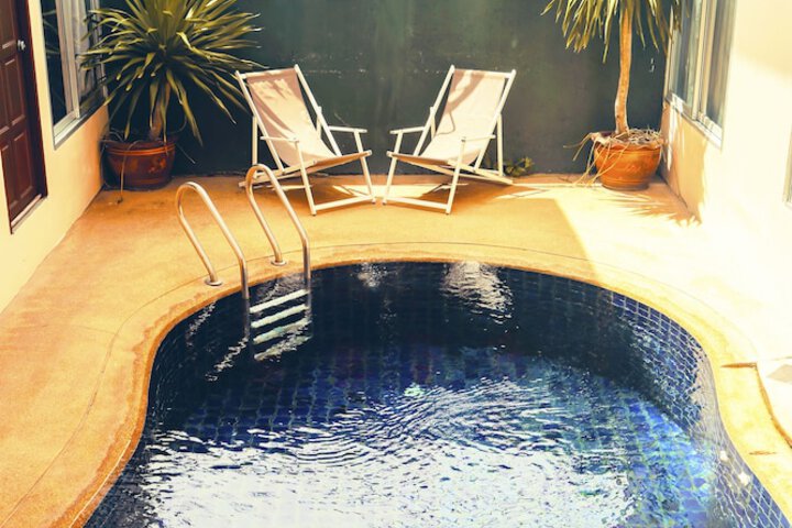 Pool 31 of 40