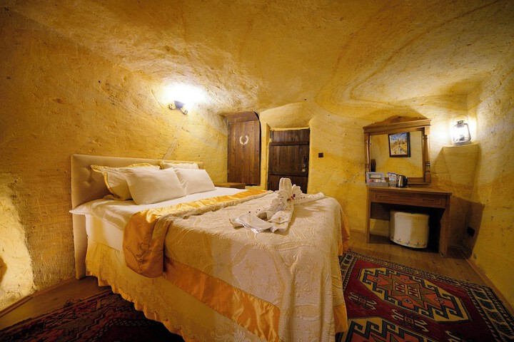 Room 25 of 112