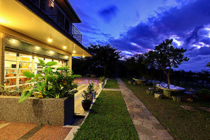 Hotel 8 of 33
