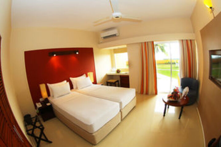 Room 16 of 24