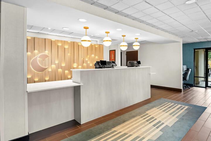 Hotel Interior 4 of 47