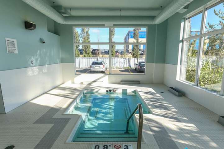 Pool 40 of 63