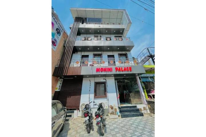 FabHotel Mohini Palace