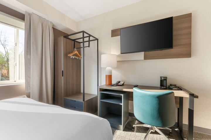 2 Queen Beds (4 of 11)
