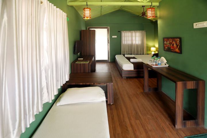 Room 6 of 87