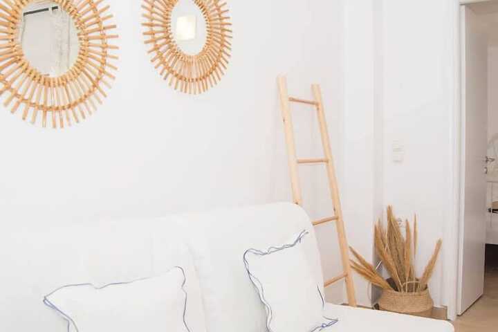 Room 13 of 20