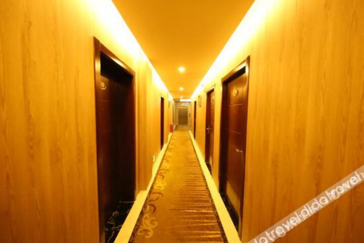 Hotel Interior 17 of 43