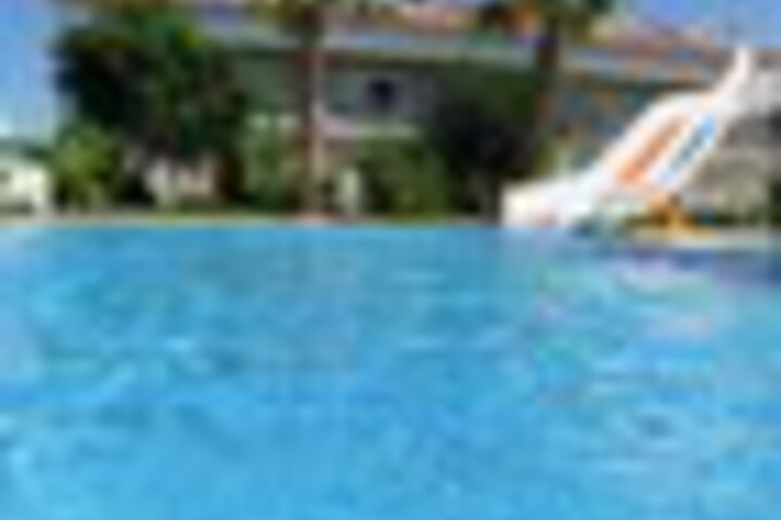 Pool 50 of 96