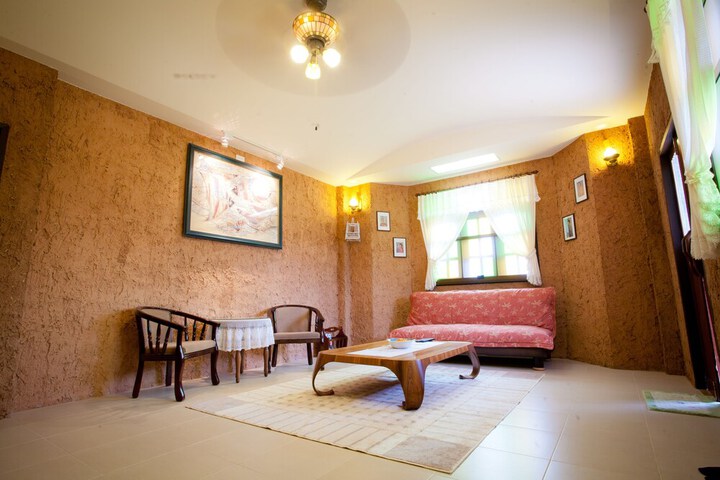 Room 26 of 73