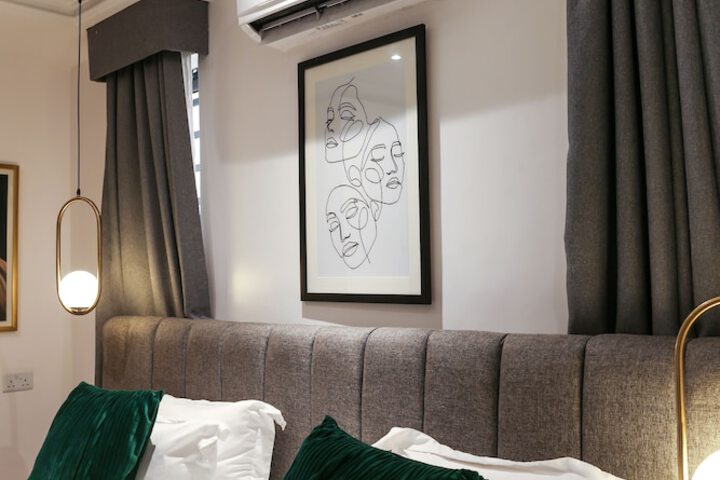 Room 17 of 81
