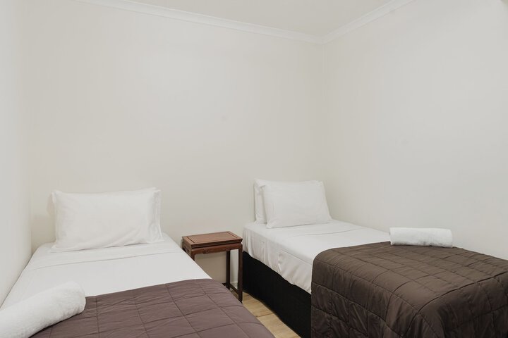 Room 9 of 109