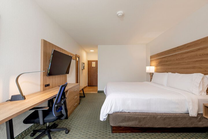 Room 58 of 125