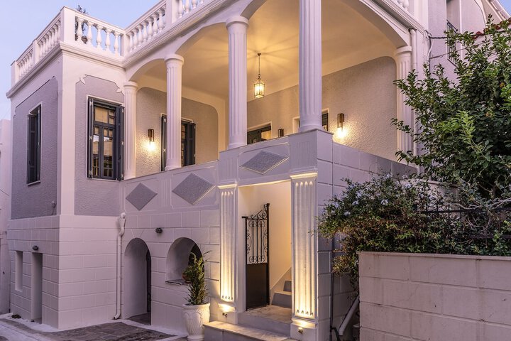 Camara Suites in Andros