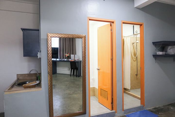 Room 181 of 240