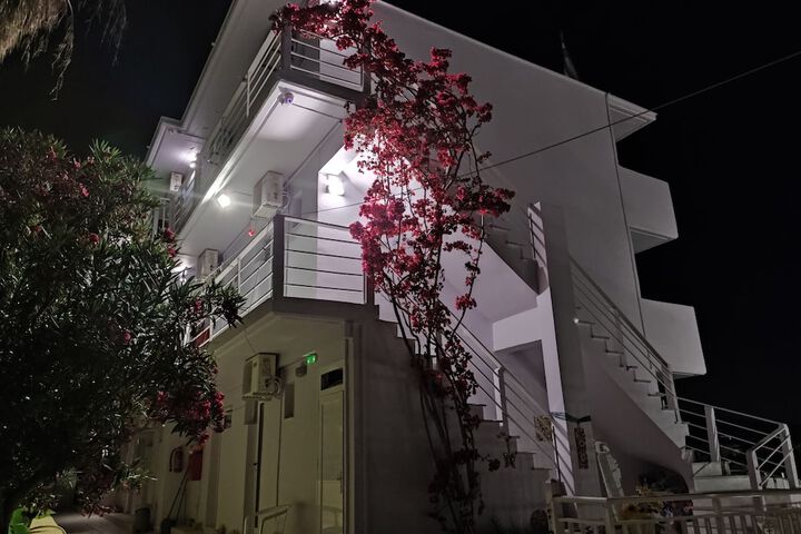 Hotel 78 of 82