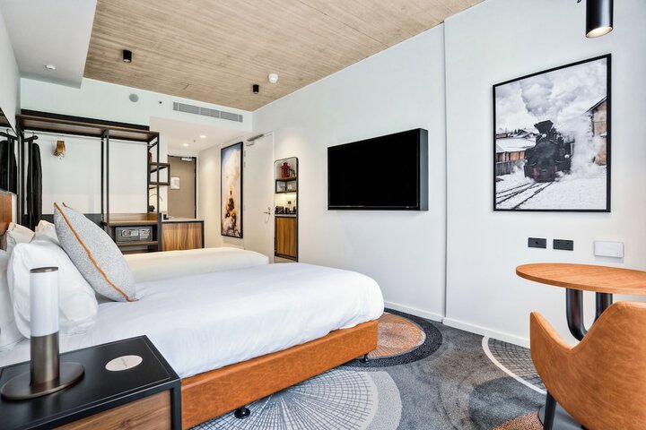 Room 25 of 56