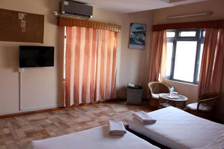 Room 6 of 61