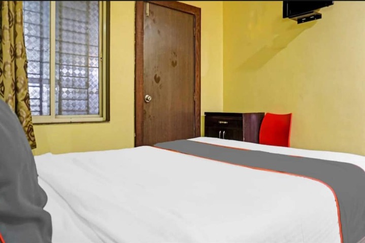Room 2 of 21
