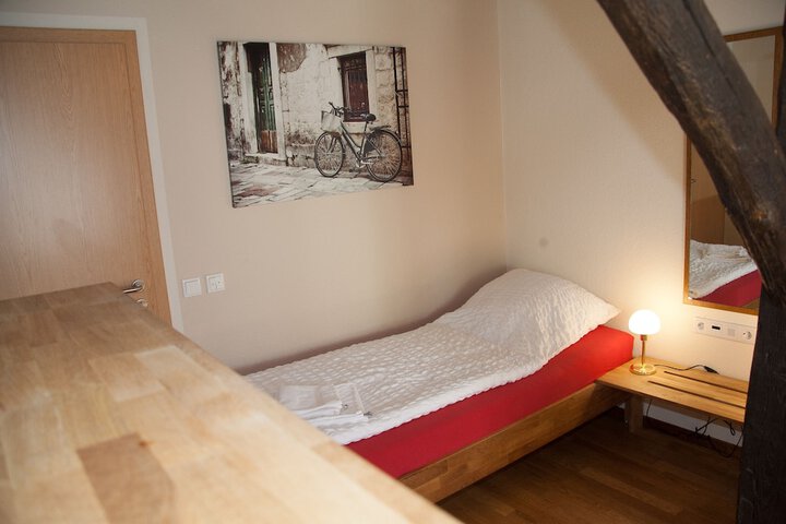 Room 20 of 39