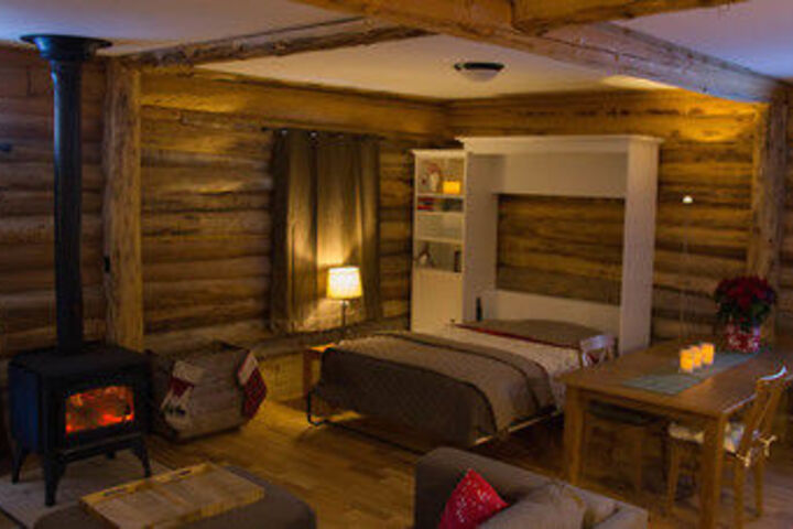 Room 11 of 27