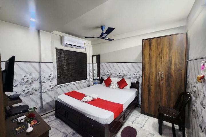 Room 6 of 49