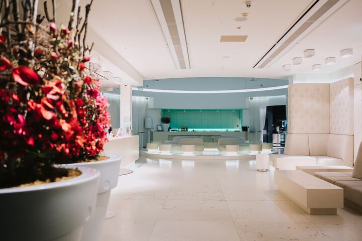 Lounge 59 of 70