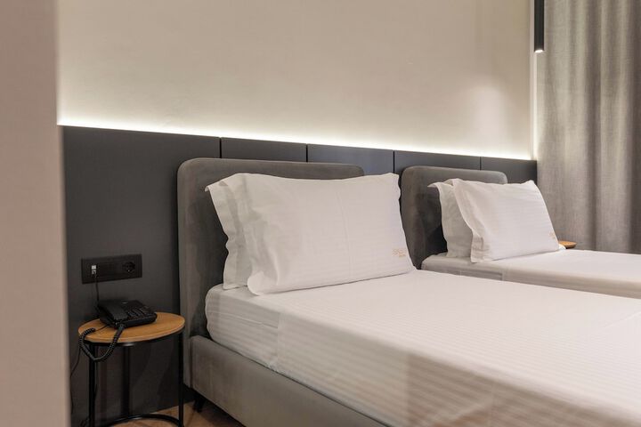 Room 26 of 117